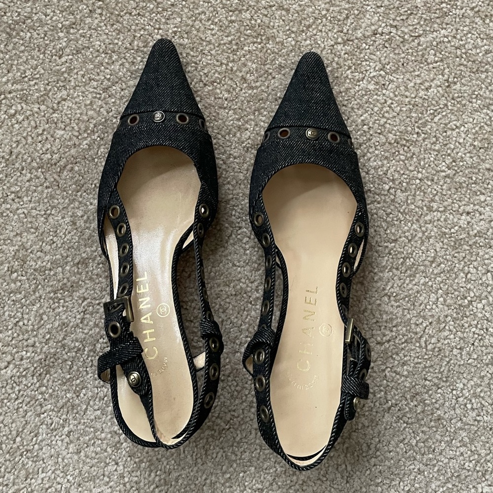 Chanel slingbacks